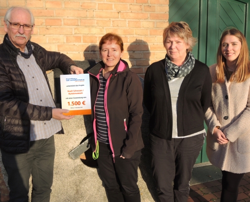 v.l.n.r. Museumsleiter Heiko Brunner, Cindy Lemke, Regina Krüger und FSJ-lerin Paula Gohlke